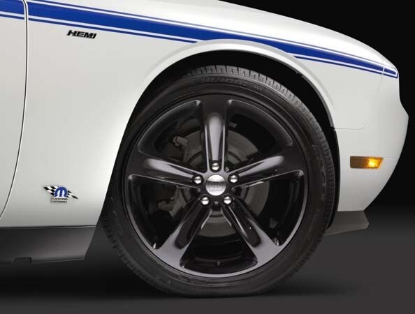 2014-mopar-challenger-mopar-wheel-detail-600-001