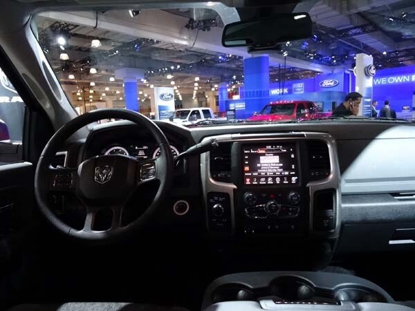 2014-nyias-2-006-600-001