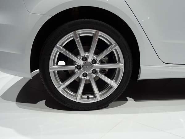 2014-nyias-2-080-600-001