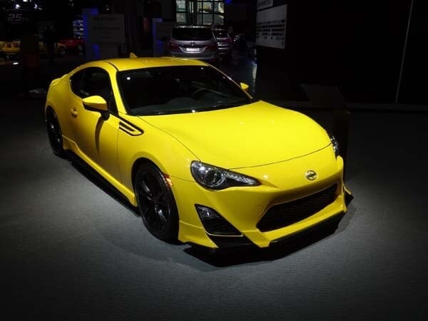 2014-nyias-3-016-600-001