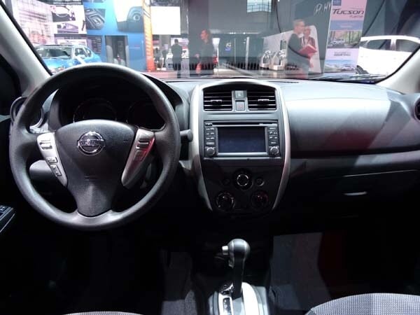2014-nyias-3-025-600-001
