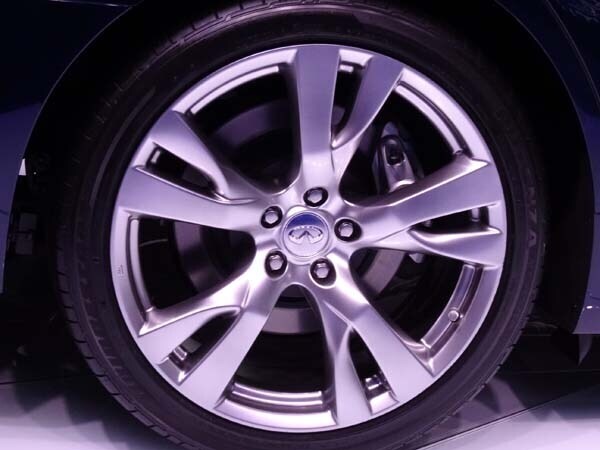 2014-nyias-3-120-600-001