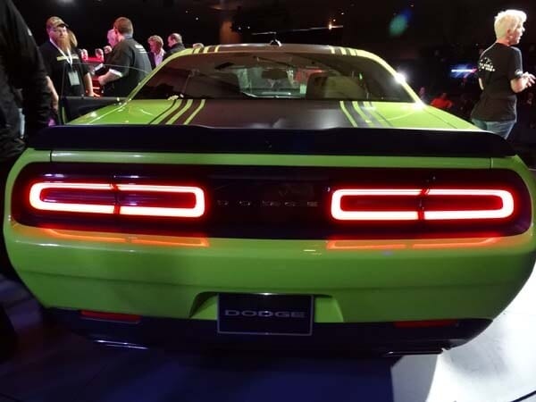 2014-nyias-3-147-600-001