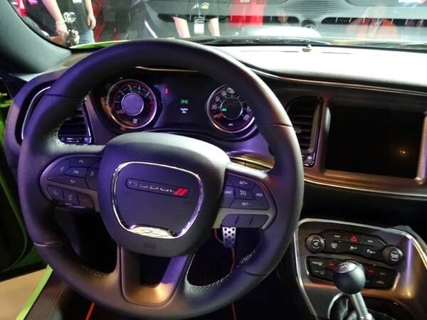 2014-nyias-3-152-600-001