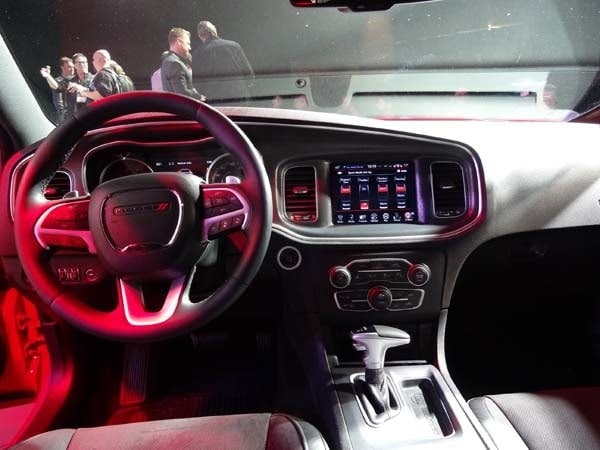 2014-nyias-3-159-600-001