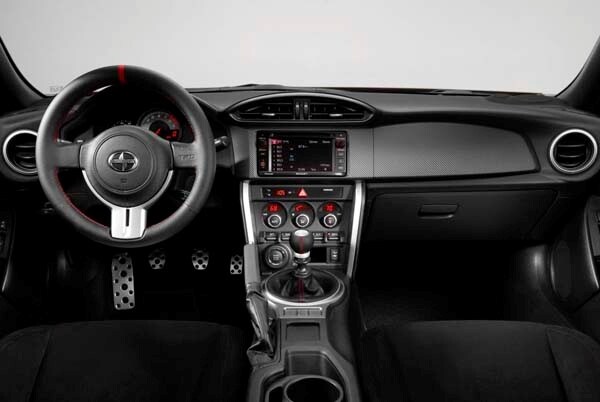 2014-scion_fr-s-release-series1-0-dash-detail-600-001