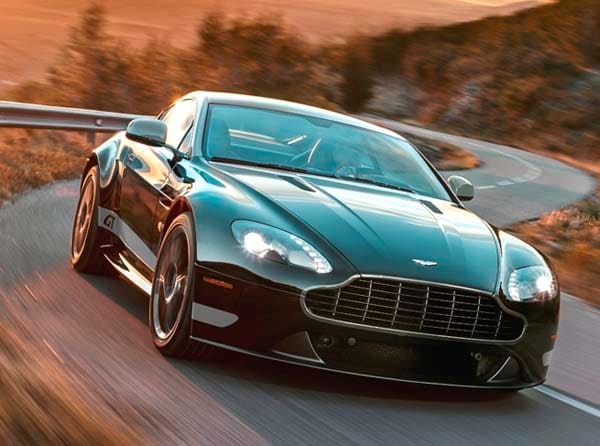 2015-aston-martin-v8-vantage-gt-front-action2-600-001