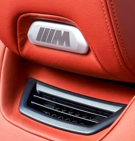2015-bmw-m4-convertible-headrest-neck-warmer-detail-600-001