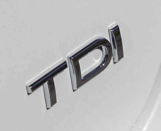 72016-audi-a3-tdi-sportback-badge-600-001