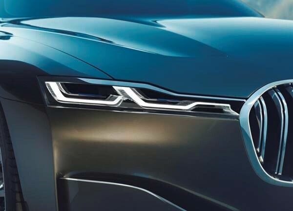 bmw-vision-future-luxury-headlamp-detail-600-001