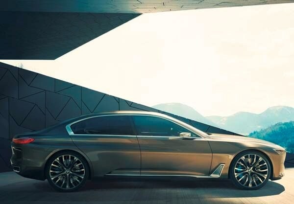 bmw-vision-future-luxury-profile-static2-600-001