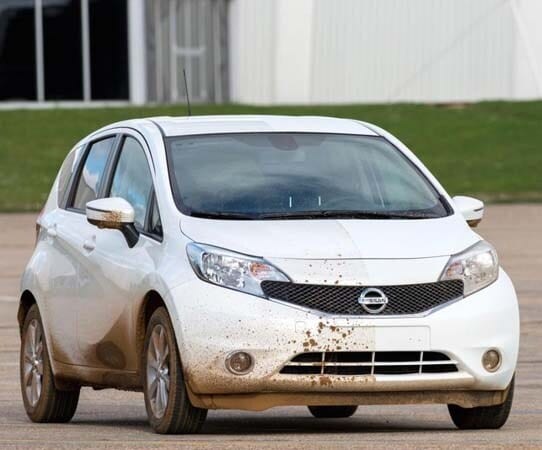 nissan-versa-note-front-action-ultra-ever-dry-600-001