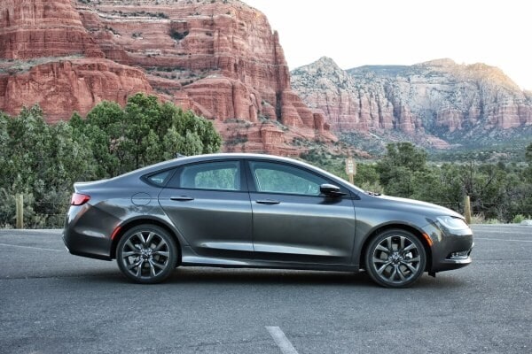 2015 Chrysler 200: The Grand Canyon Test