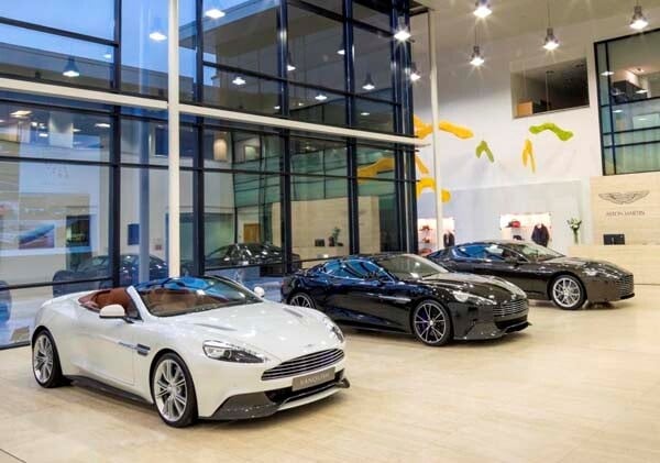 aston-martin-factory4-600-001