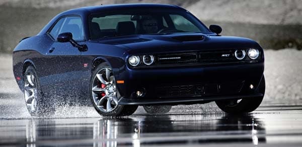 2015 Dodge Challenger SRT bows with a 6.2-liter V8 Hellcat engine, boasts 600+ horsepower