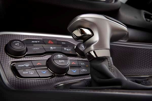 2015 Dodge Challenger SRT bows with a 6.2-liter V8 Hellcat engine, boasts 600+ horsepower