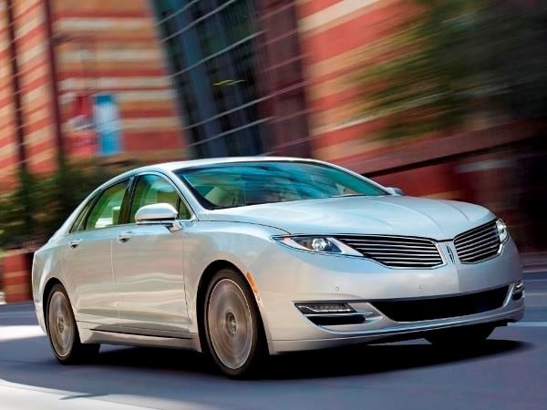 2013-lincoln-mkz-hybrid-front-action-600-600-001