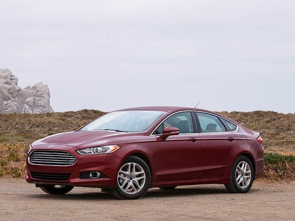 2014-ford-fusion-se-exterior-05-600-001