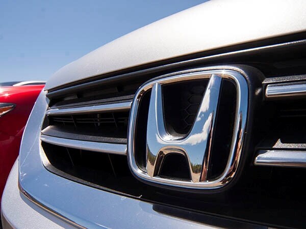 2014-honda-accord-ex-exterior-02-600-001