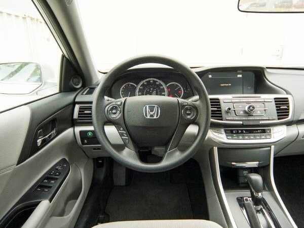 2014-honda-accord-ex-interior-04-600-001