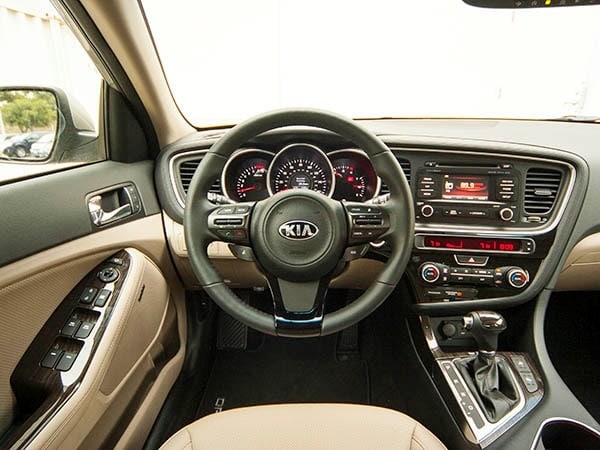 2014-kia-optima-ex-interior-04-600-001