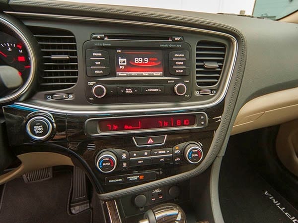 2014-kia-optima-ex-interior-06-600-001