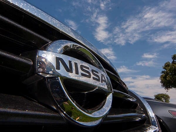 2014-nissan-altima-exterior-05-600-001
