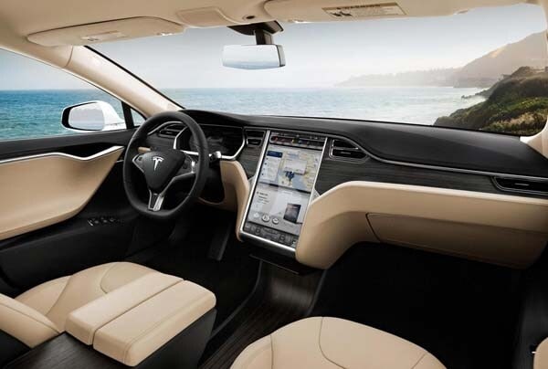 2014-tesla-model-s-dash-detail-600-001