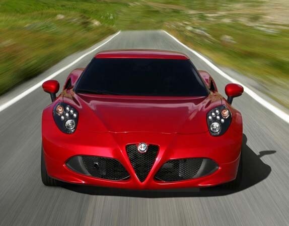 2015-alfaromeo-4c-launch-edition-head-on-action-600-001