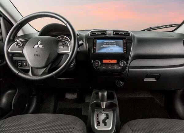 2015-mitsubishi-mirage-interior-front-dash2-600-001