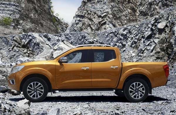 2015-nissan-np300-navara-pickup-static-profile-600-001