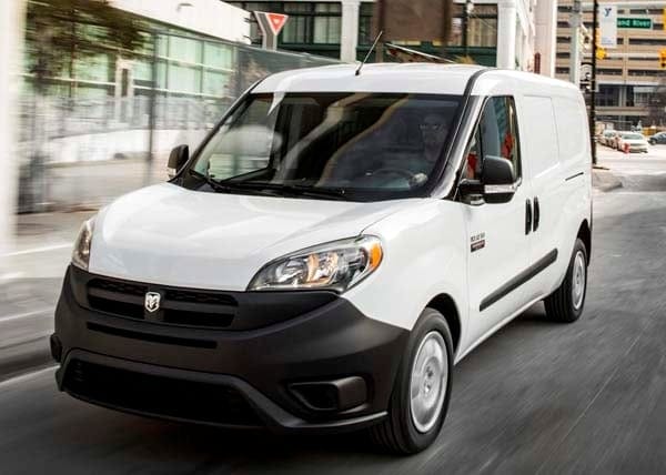 2015-ram-promaster-city-van-front-action1-600-001