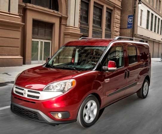 2015-ram-promaster-city-wagon-front-action-600-001