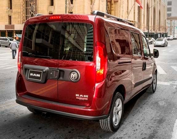 2015-ram-promaster-city-wagon-rear-static2-600-001