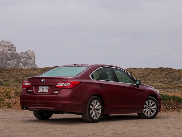 2015-subaru-legacy-exterior-04-600-001