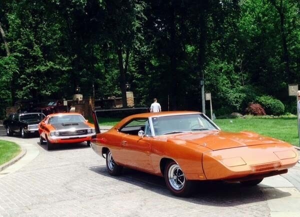 dodge-1969-charger-daytona-front-action-group-600-001