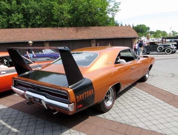 dodge-1969-charger-daytona-rear-static-600-001