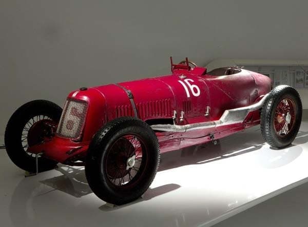 maserati-tipo-26-600-001