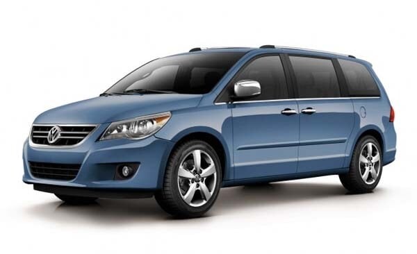2011-volkswagen-routan-front-static-600-001