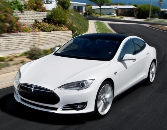 2014-tesla-model-s-front-action2-600-001