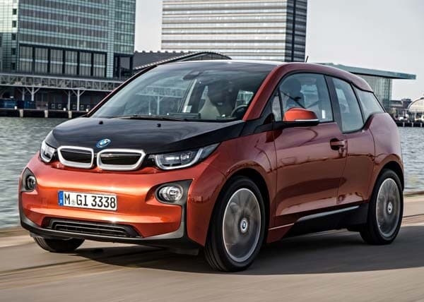 2015-bmw-i3-front-action2-600-001