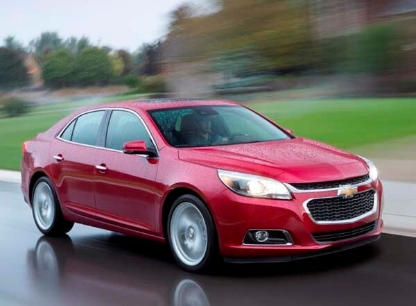 2015-chevrolet-malibu-front-action-600-001