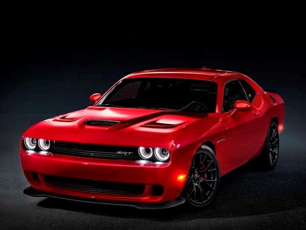 2015-dodge-challenger-srt-hellcat-vin0001-front-static-600-001