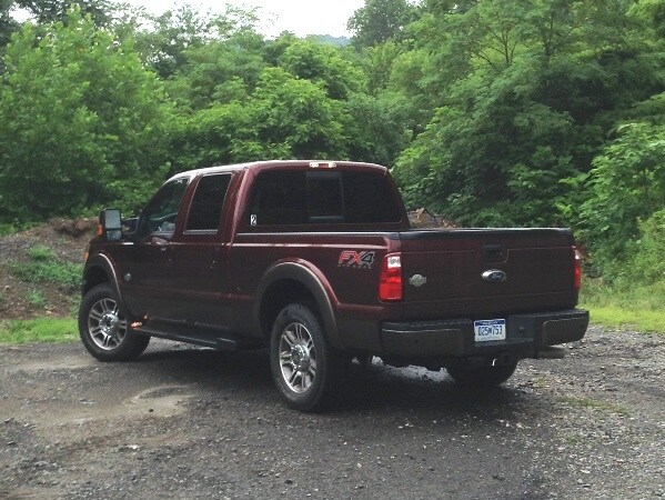 2015-ford-super-duty-15-600-001