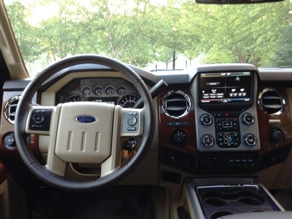 2015-ford-super-duty-5-600-001
