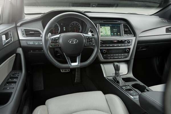 2015-hyundai-sonata-30-600-001