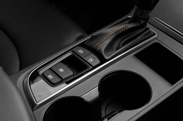 2015-hyundai-sonata-9-600-001