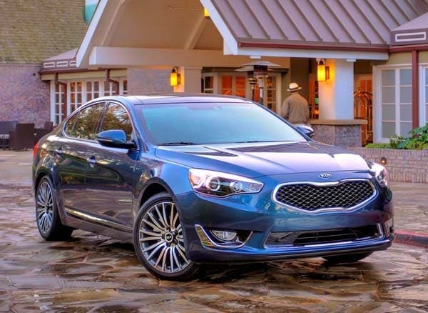 2015-kia-cadenza-front-static1-600-001