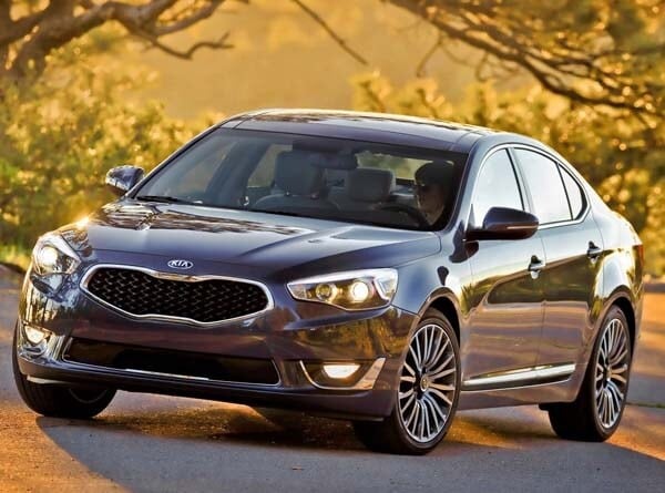 2015-kia-cadenza-front-static2-600-001