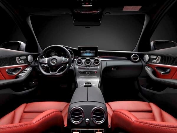 2015-mercedes-benz-c-class-sedan-interior-front2-600-001